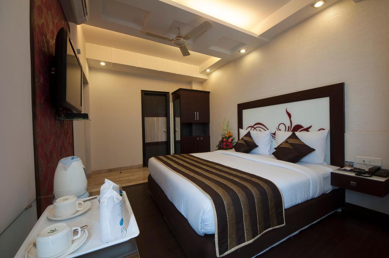 Pitrashish Grand And Premium Delhi (National Capital Territory of India) Exterior foto